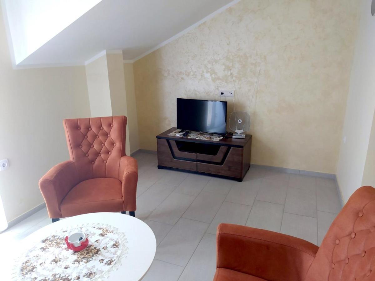 Apartmani Popovic V&A Τίβατ Εξωτερικό φωτογραφία